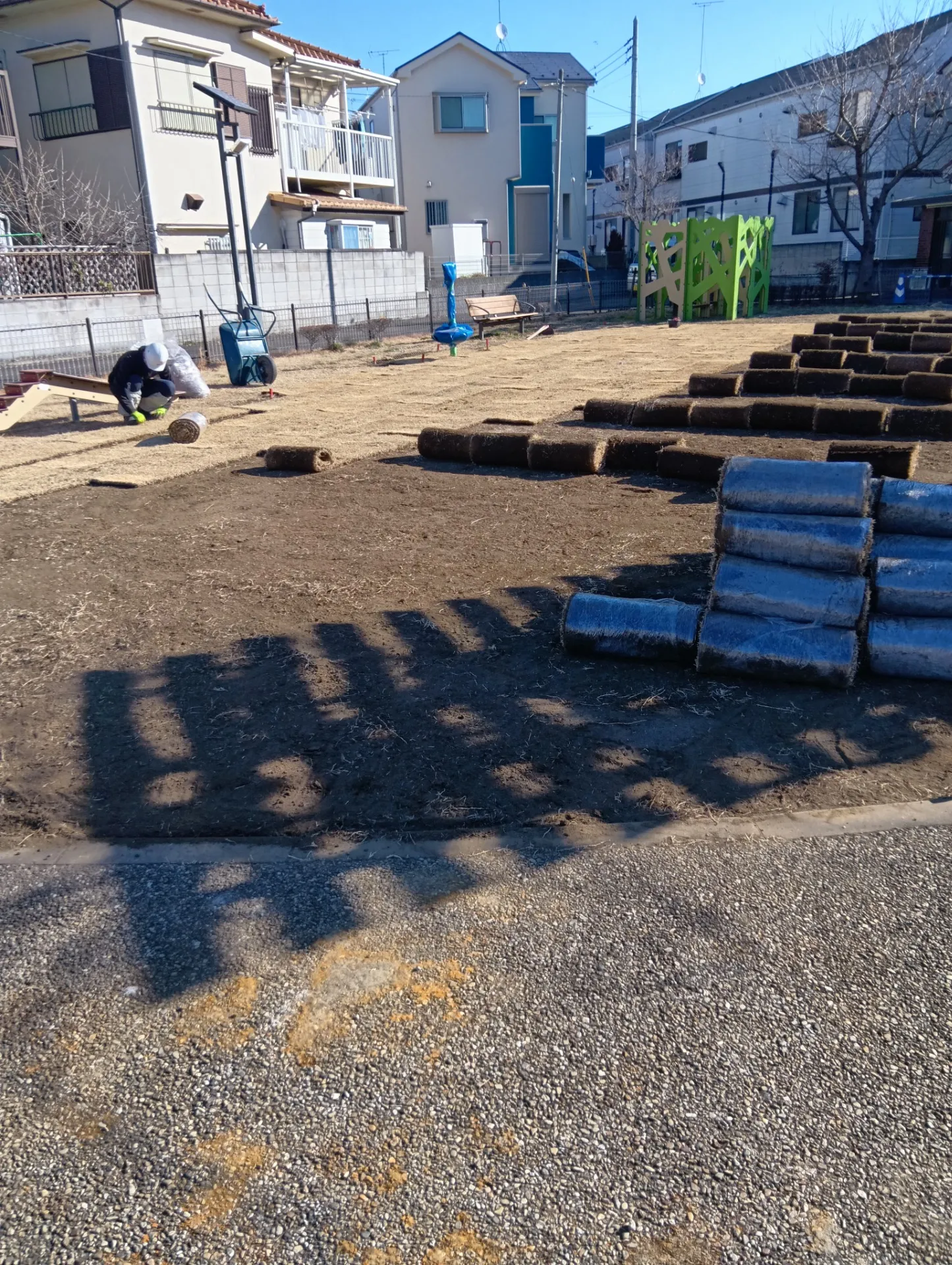 さいたま市　愛宕ふれあい広場　芝張