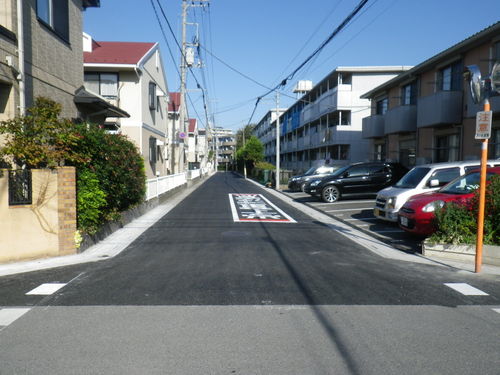 さいたま市見沼区東大宮２丁目地内のスマイルロード整備工事（市道１０９７０号線外）が完成いたしました。